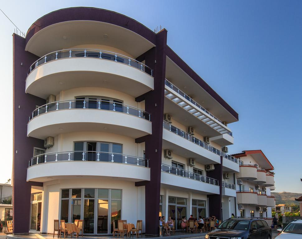 Hotel Edita Ulcinj Esterno foto