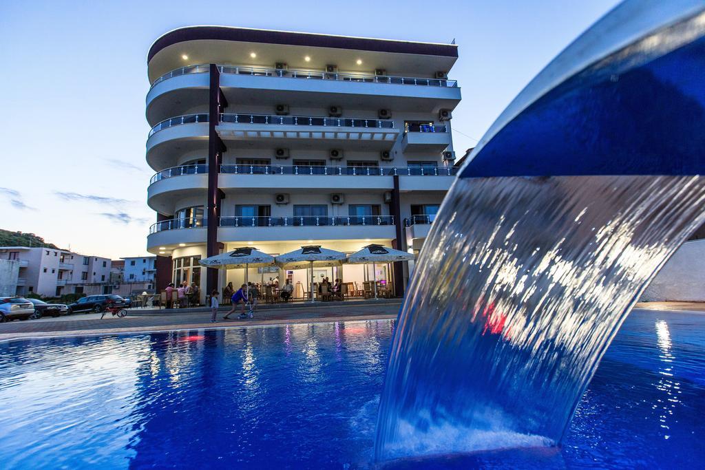 Hotel Edita Ulcinj Esterno foto